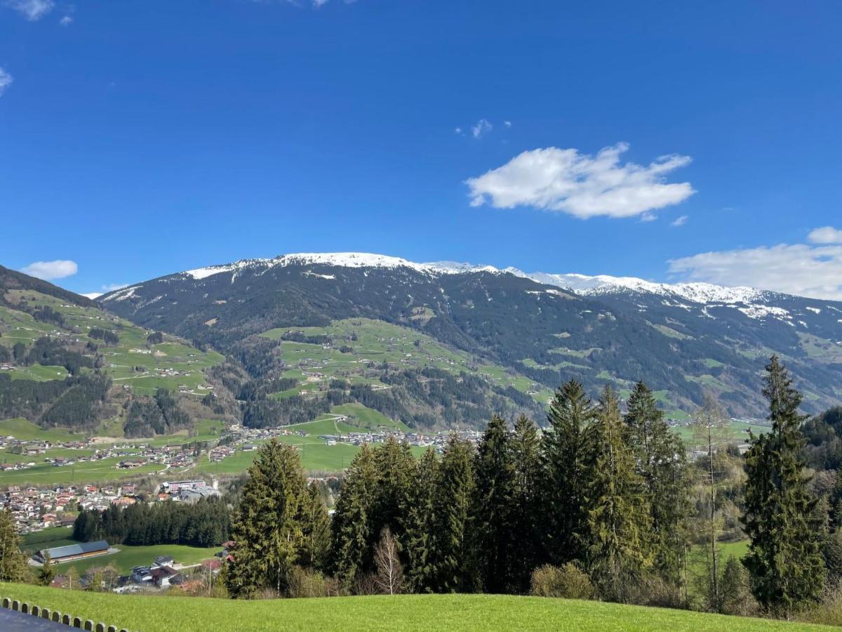 Apartment Häuser Ried im Zillertal Exterior foto